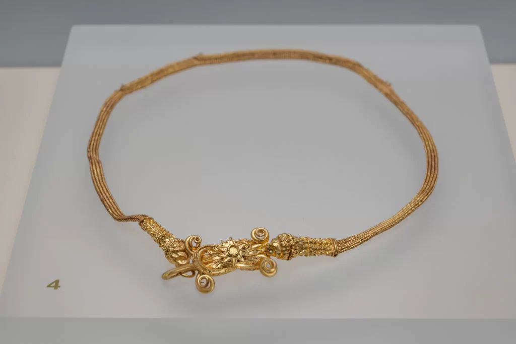 ΑΙΑ.ΣΤ08.04 Περιδέραιο, α.κ. 1023